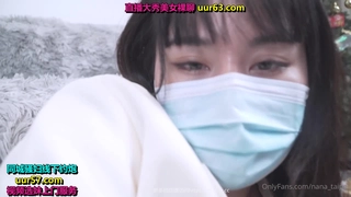 深夜2000元约炮婴儿肥大奶少妇穿上渔网黑丝干换姿势差点被妹子发现