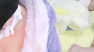 超性感白嫩无毛美女自拍和土豪啪啪