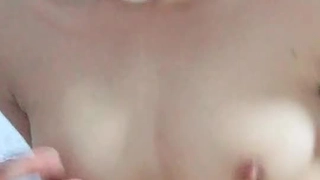 對大叔的肉棒中毒患者 21歲的日泉舞香