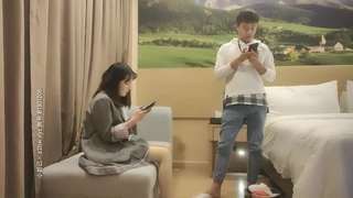 少女业余爱好者Gigi Jax被一根大黑屌操得满脸都是精液